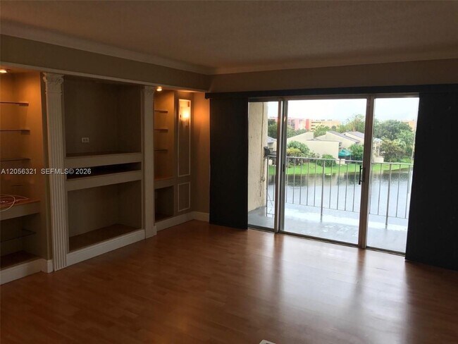 Photo - 9359 Fontainebleau Blvd Unit F414