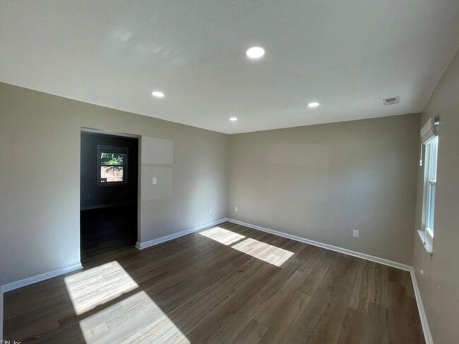 Photo - 1116 Woodcock Ln