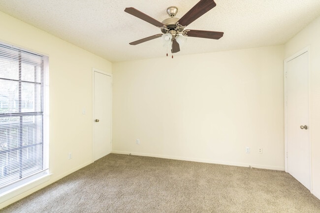 Brookside Manor Apartments