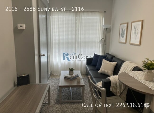 Building Photo - 258B-258B Sunview St