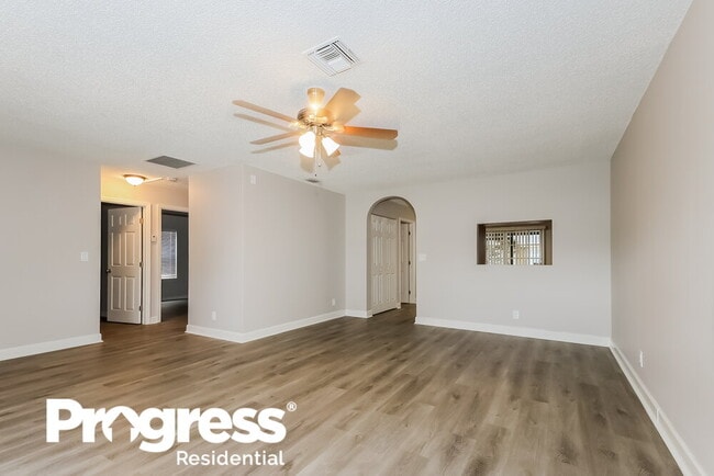 Photo - 5872 Corson Pl