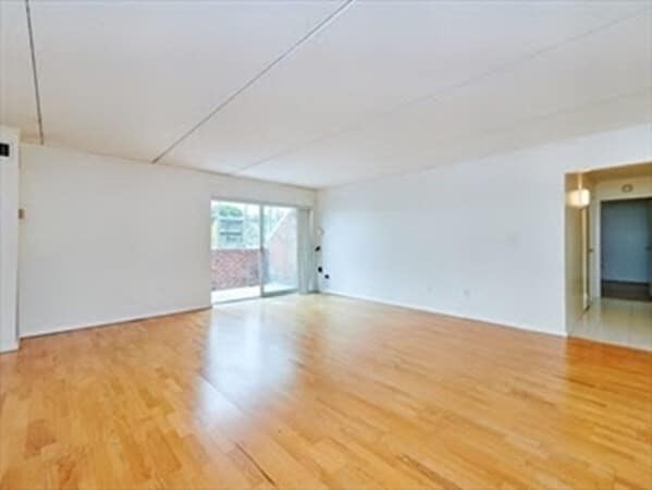 Photo - 56-56 Broadlawn Park Unit 512