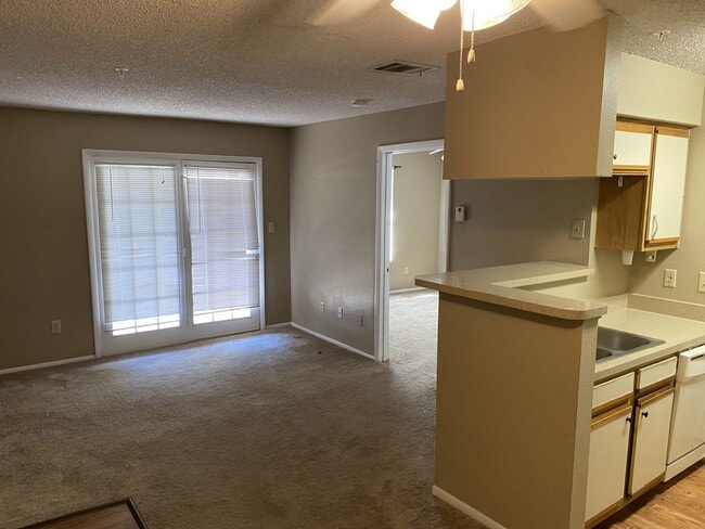 Building Photo - Modern 1-Bedroom Apartment with Amenities in Altamonte Springs