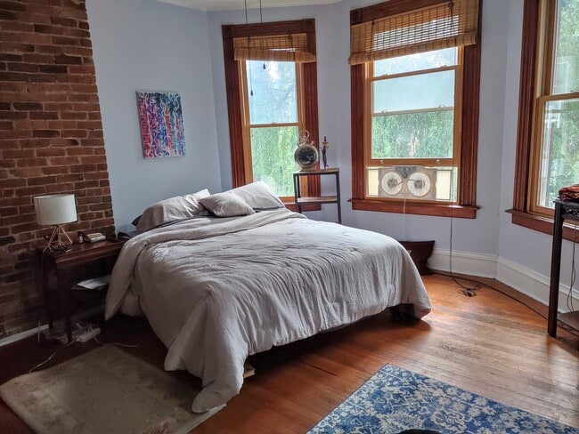 Photo - 363 Laurel St Unidad Suite 1