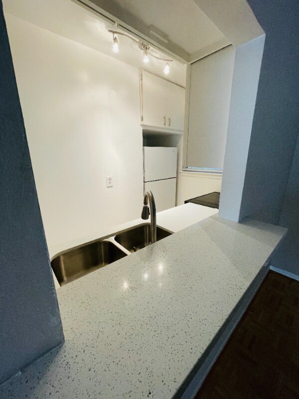 Photo - 1414 Castle Ct Unit 10