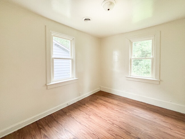 Photo - 130 Leavenworth St