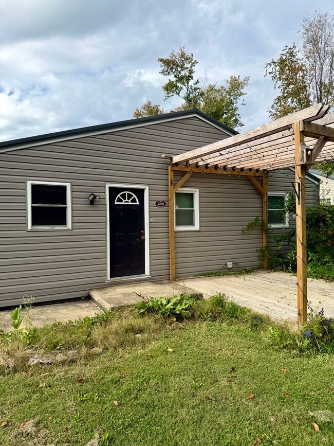 Photo - Charming 3-Bedroom Home with Updated Kitch...