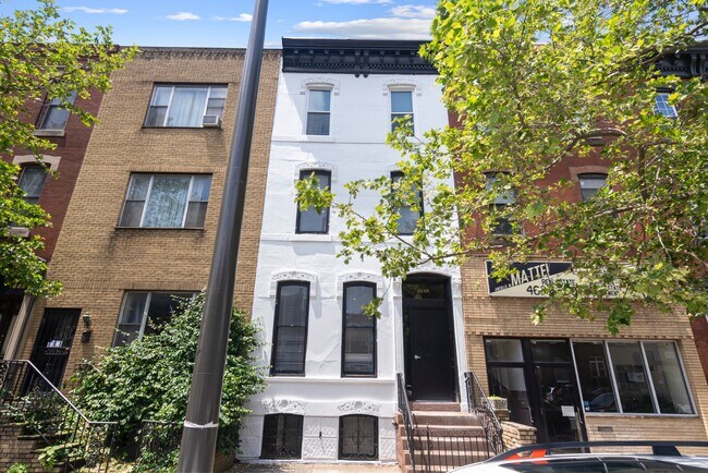 Photo - 1618 S Broad St