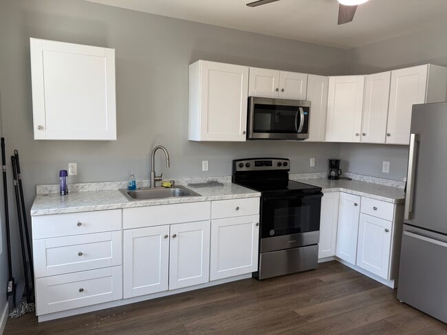 Photo - 266 Forster St
