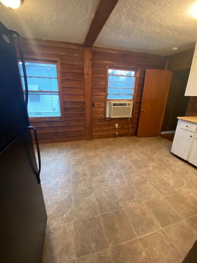 83 Pelham Heights