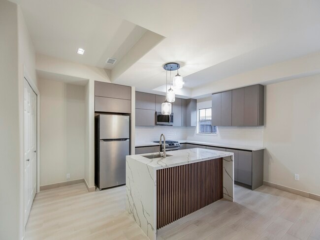 Photo - 2445 Monarch Dr Unit 402