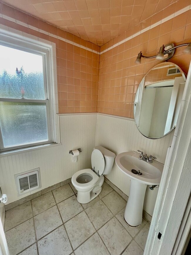 Photo - 1 Bed 1 Bath Pittsburgh PA