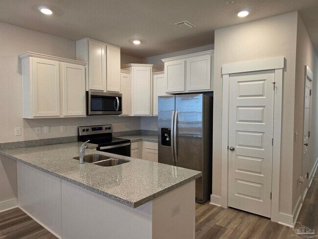 Photo - 9525 Nature Crk Cir