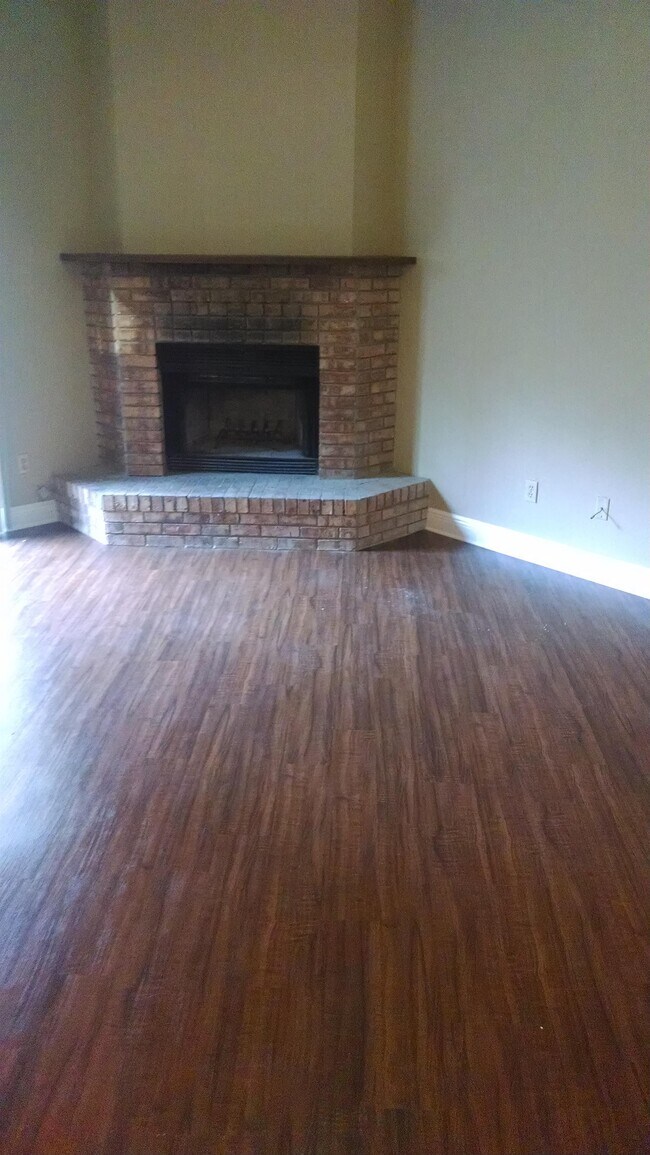 Photo - 1215 Stone Green Ct