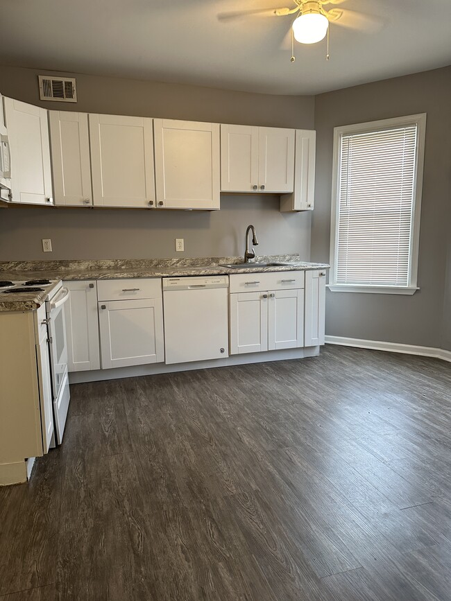 Photo - 48 Maytide St Unit #2