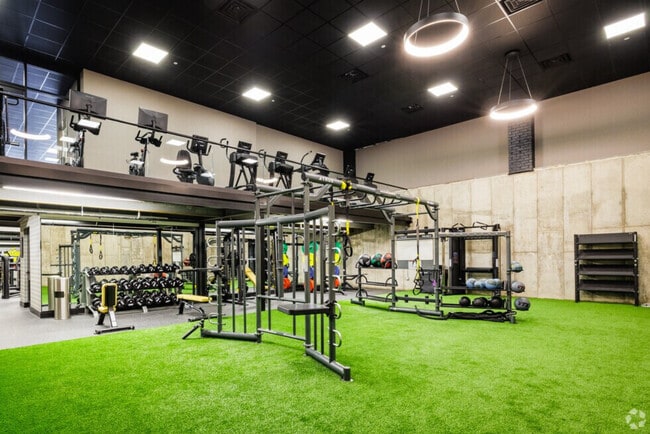 Gimnasia - 201 Newark Pompton Turnpike