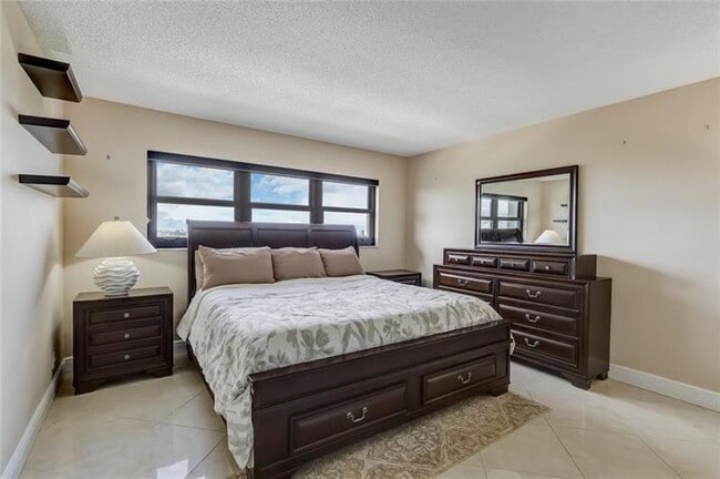 Photo - 3200 Port Royale Dr N Unit 1207