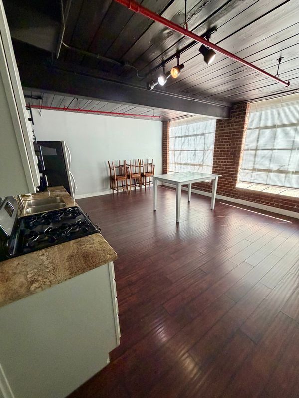 Photo - 301 Bradley St Unidad A105