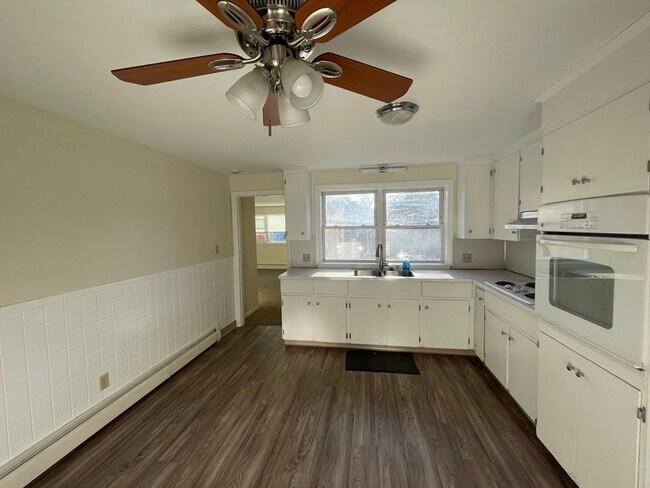 Photo - 623 Quincy Shore Dr Unidad 4A