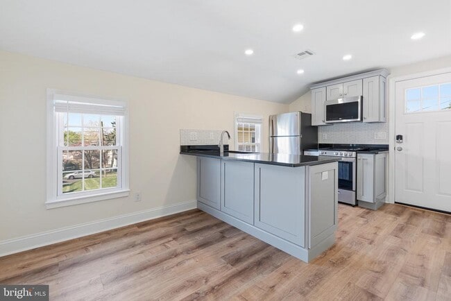 Photo - 103 Krewson Terrace