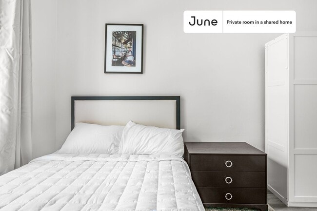 Photo - Room in Shared 3 bed/1 bath home Unidad A