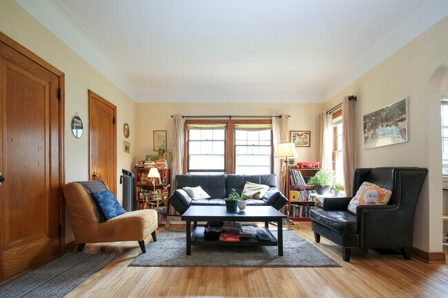 Photo - 4011 Quail Ave N