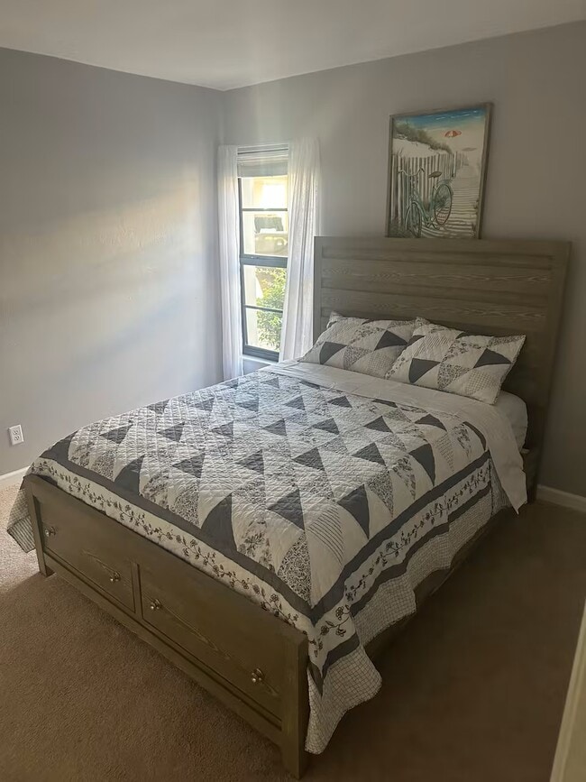 Photo - 5625 Trailwinds Dr Unit 412