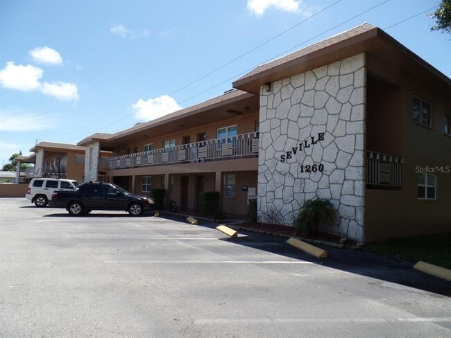 Building Photo - 1260 70th St N Unit 7