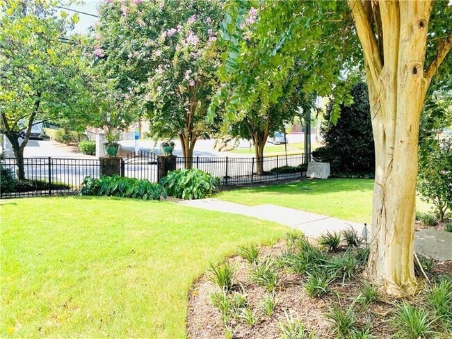 Photo - 48 Peachtree Ave NE Unit 213