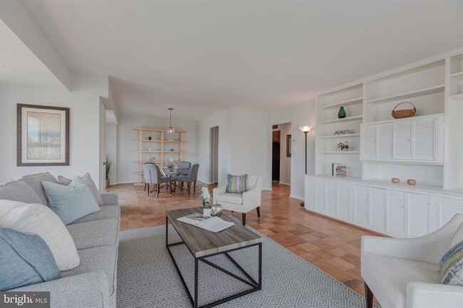 Photo - 560 N Street SW Unidad N615