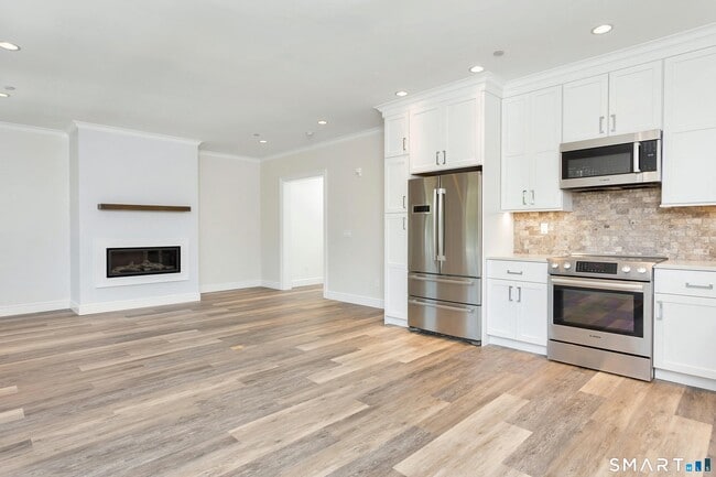 Photo - 1958 Post Rd Unidad 2B