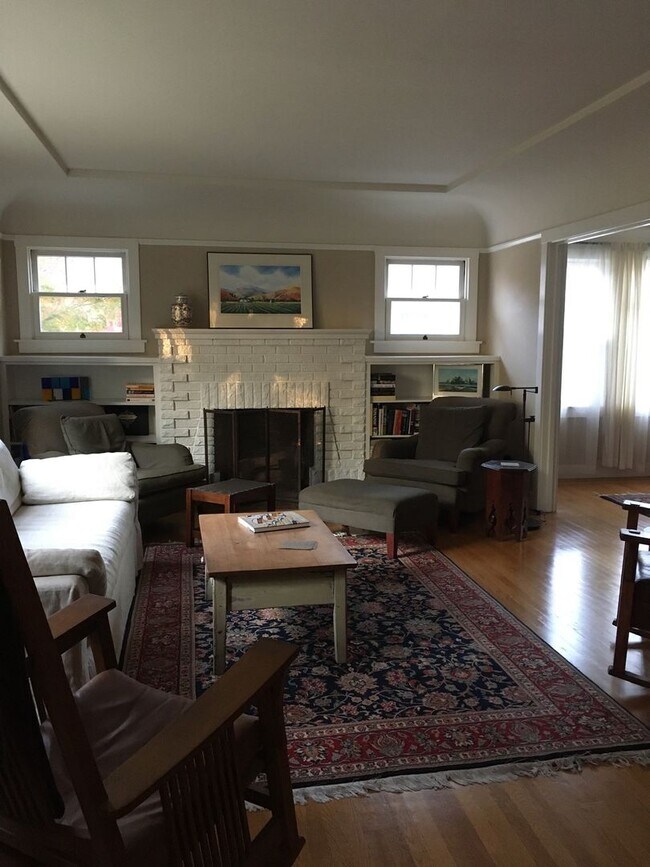 Photo - RARE EAST SACRAMENTO home available Unit 38TH STREET 1141 UPPER