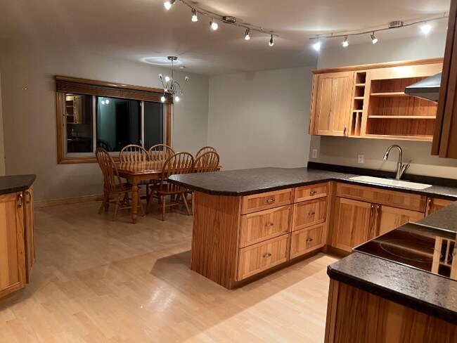 Photo - 605 Orange St