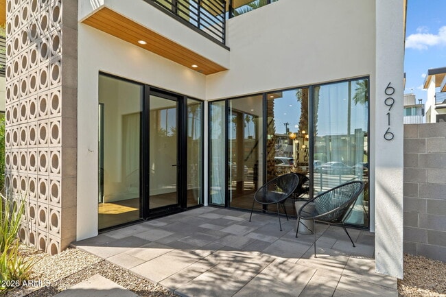 Photo - 6916 E 2nd St