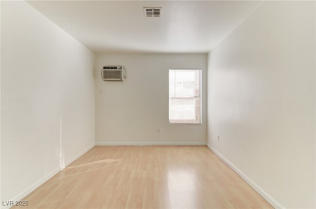 Photo - 2616 Island Brook Dr Casa