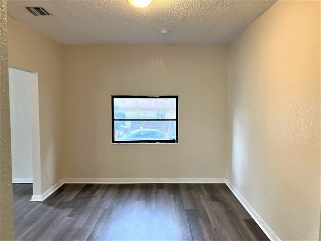 Photo - HUGE Dade City 3BR/1BA/1 Car Garage Home w...