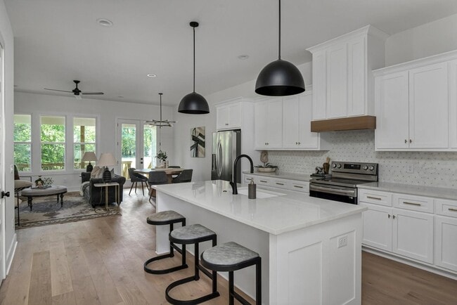 Photo - 212 Jennings Ave Unit A