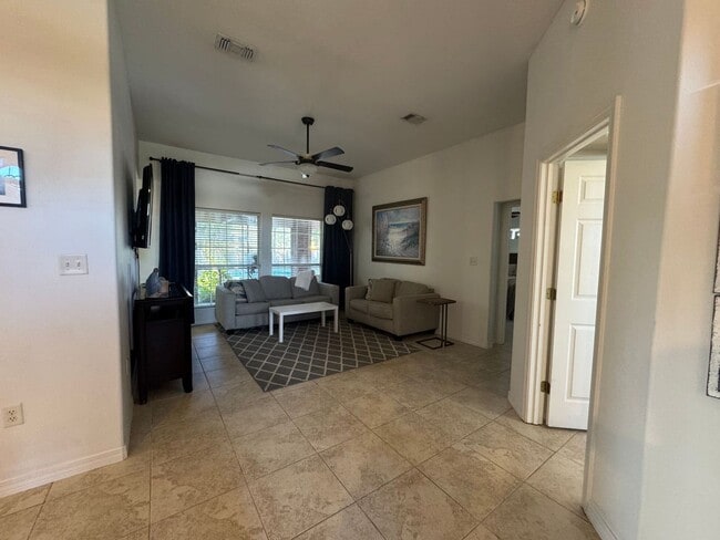 Photo - Gulf Breeze - Melissa Oaks - 4 Bedroom, 2 Bathroom w/ pool