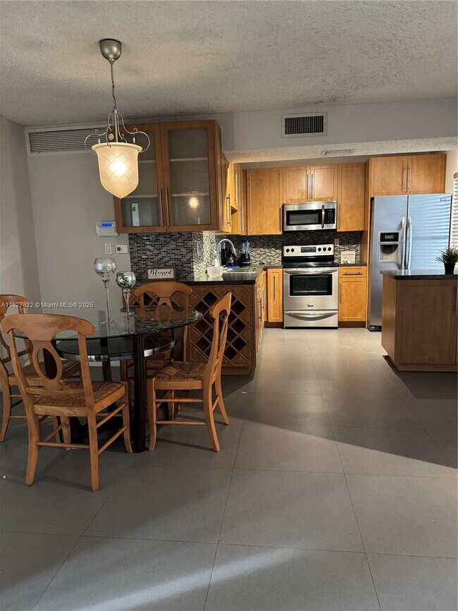 Photo - 1226 N Hiatus Rd Unit 1226