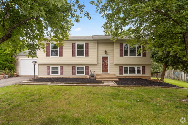 Building Photo - 13355 Jasper Ct Rental
