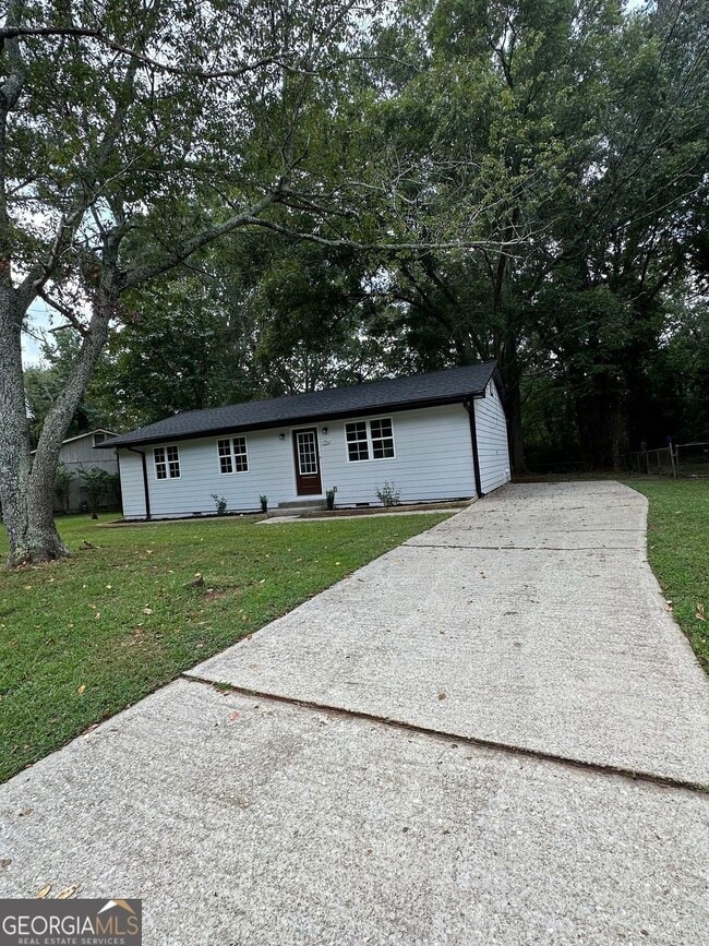 Building Photo - 1729 W Austin Rd