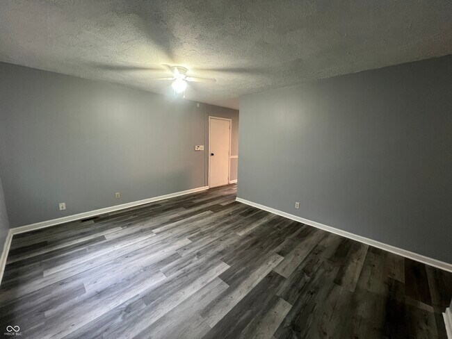 Photo - 3614 Donald Ave