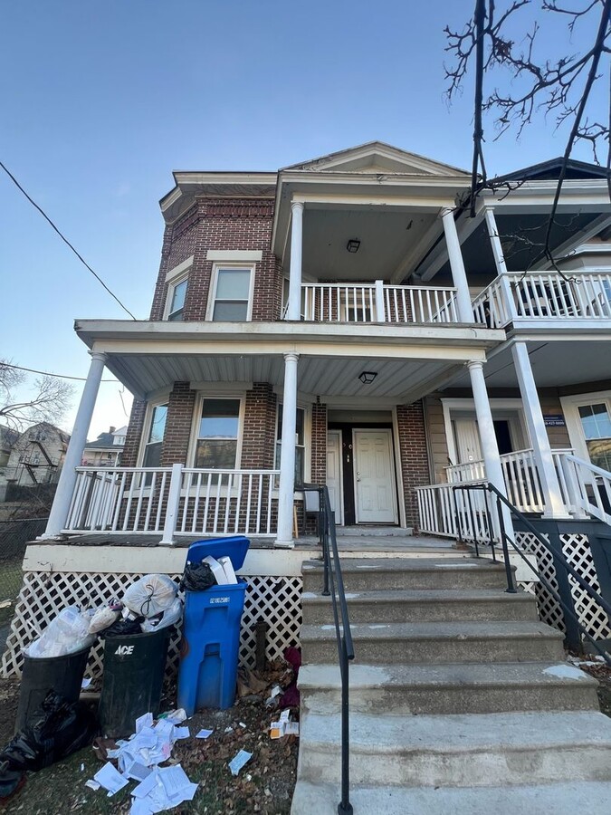 Photo - 50 Elberon Pl Unit 1R