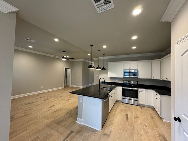 Photo - Like New Construction in Haughton...