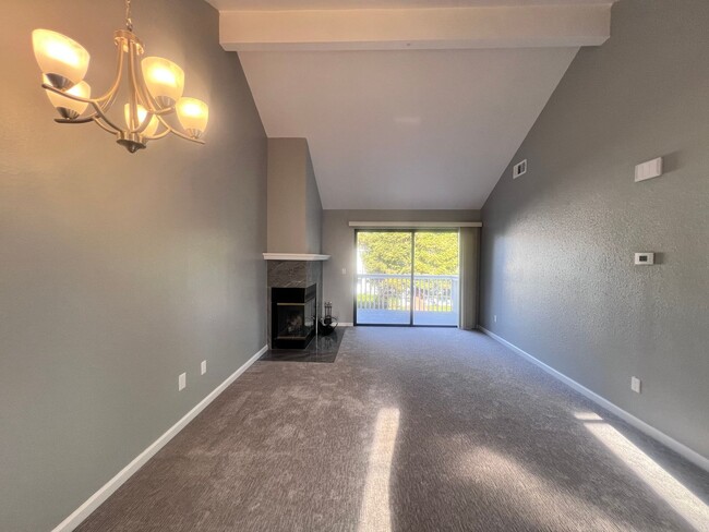 Photo - STUNNING 1BD/1BA CONDO IN FREMONT CA!!!!