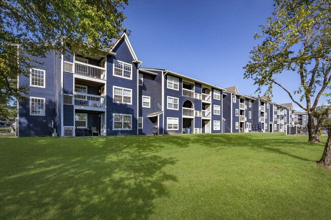Building Photo - Fishermans Village Rental