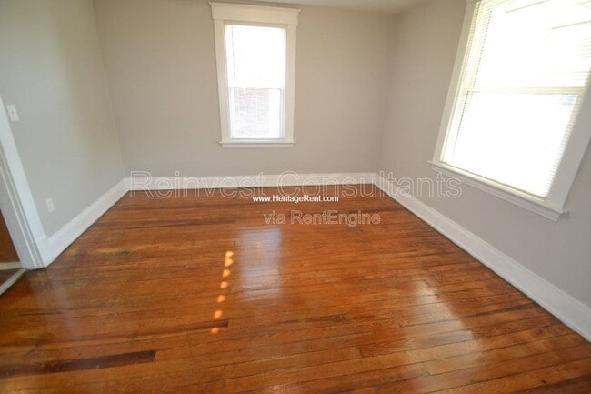 Photo - 4423 Greenlee Ave Unit 2