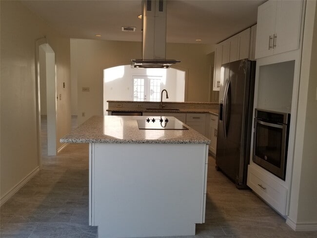 Photo - 12139 Gladewick Dr