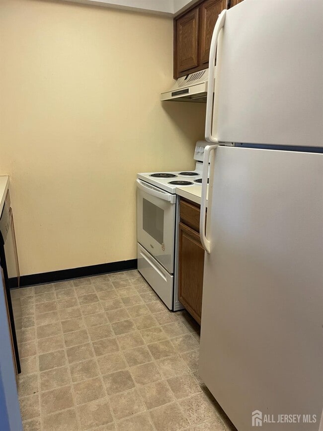 Photo - 2107 Ravens Crest Dr