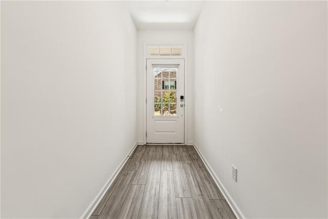 Photo - 892 Edwin Ln
